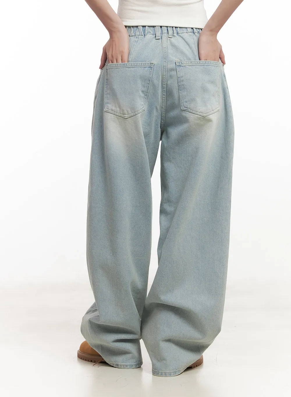 Alia Washed Wide-Leg Jeans CA518