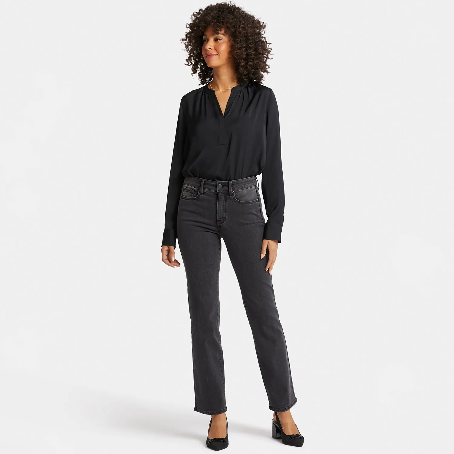 Marilyn Straight Jeans In Petite - Cloud Stone