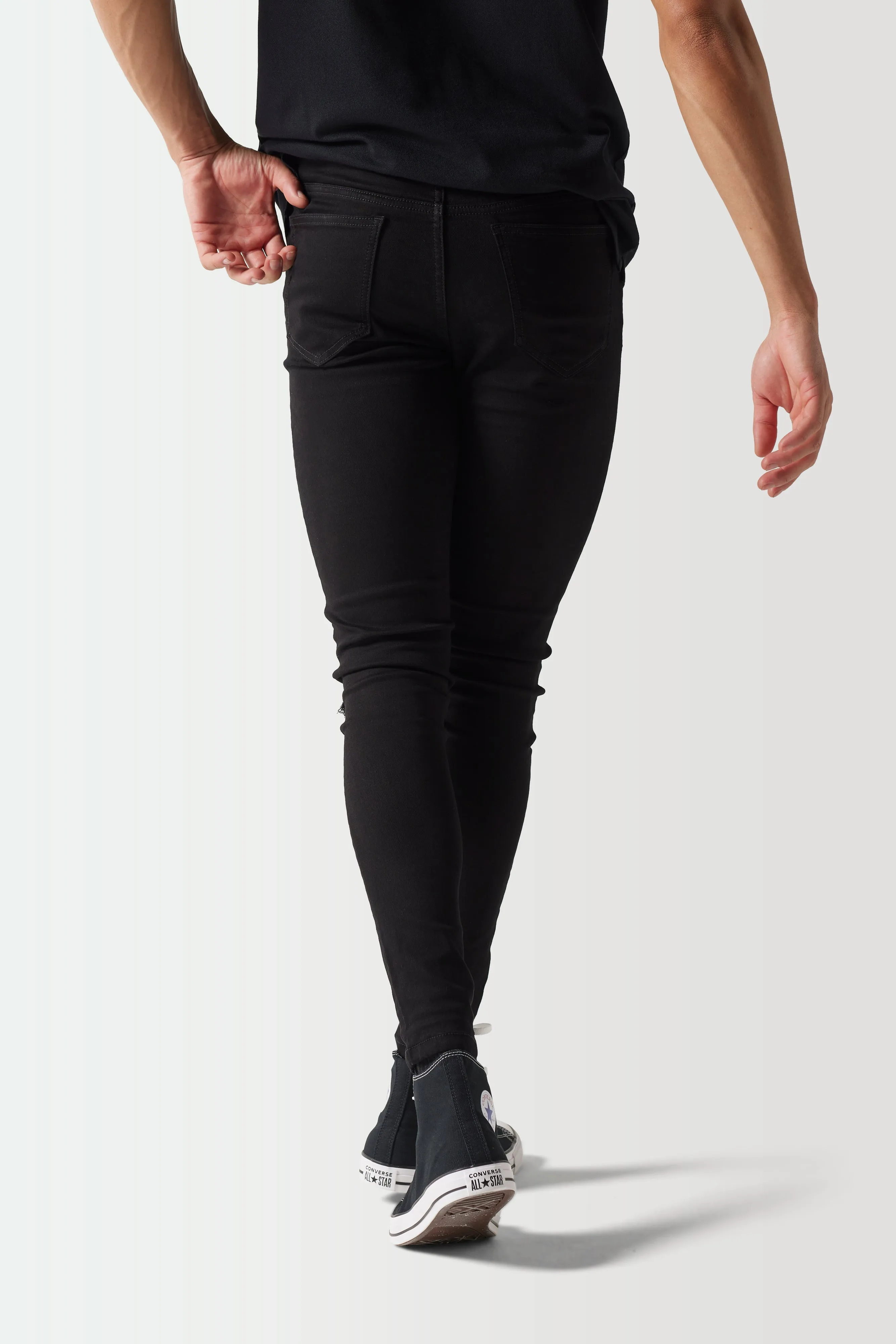 Skinny Sustainable Distressed Jeans - Jet Black