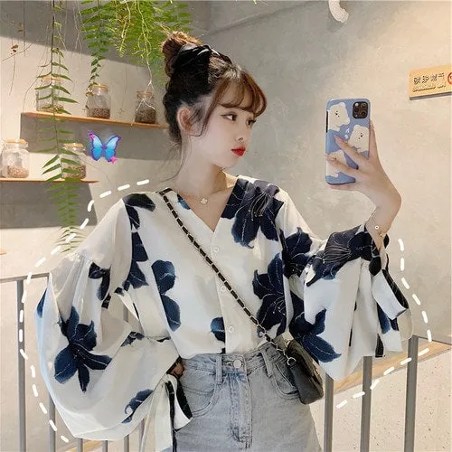 Sweet Flower Printed V-neck Flare Sleeved Shirts